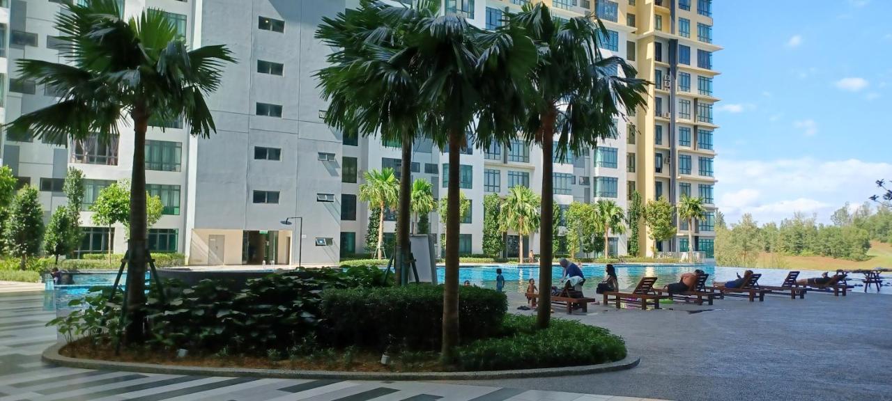 Homestay Arc Austin Hills Jb 4-5Pax Johor Bahru Exterior photo